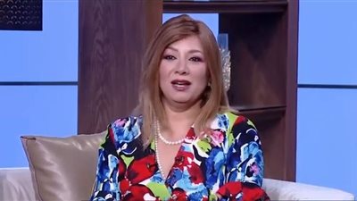 نشرة أهل الفن| انتصار والتربية الجنسية.. ومرض منى فاروق وهجوم على 