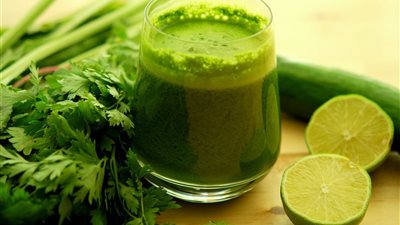 في موسم نزلات البرد.. إليك أعشاب طبيعية لعلاج التهاب الحلق