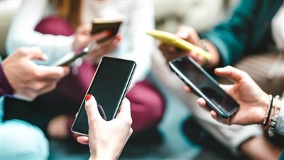 لو هتبيعي تليفونك.. اعرفي إزاي تمسحي الصور والداتا من نظام الأندرويد والآيفون