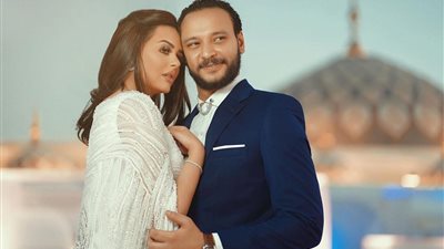 برسالة صريحة.. أحمد خالد صالح يحسم الجدل بشأن انفصاله عن هنادي مهنا