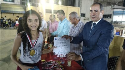 بطلات المستقبل يتألقن في «أعياد نصر أكتوبر» للسباحة