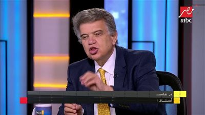 استشاري جلدية يوضح أعراض تكيس المبايض