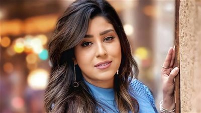 نشرة أهل الفن | رسالة غامضة لـ آيتن عامر.. وشبيه محمد هنيدي يثير ضجة