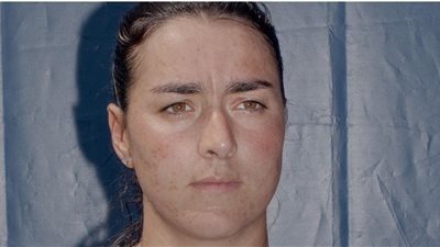 ولدت بطلة من رحم الثورة.. صحيفة إسبانية تكشف أسرارًا جديدة عن أنس جابر