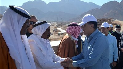 صور| رئيس الوزراء يُتابع تنفيذ مشروعات «التجلي الأعظم» بسانت كاترين