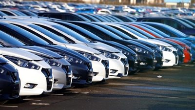 خبير أسواق سيارت: امتنعوا عن الشراء الآن.. انخفاض كبير في الأسعار خلال الفترة المقبلة