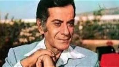 رغم عدم زواجه.. 7 نساء في حياة فريد الأطرش