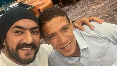 «يا عم قلدني».. رد قوي من أحمد العوضي على منتقديه بسبب عامل النظافة