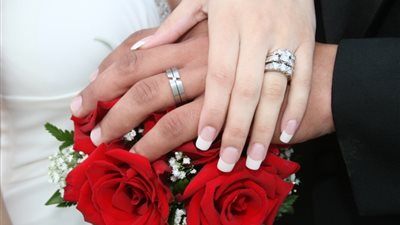 أبرزها بالغزل.. 10 خطوات سحرية تؤدي إلى زواج ناجح