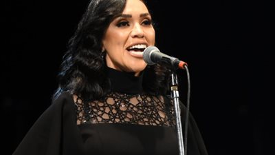 مي فاروق وفؤاد زبادي نجوم الليلة الرابعة من مهرجان الموسيقى العربية بالإسكندرية