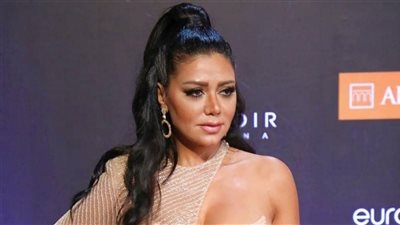 بـ«بينك ساخن».. رانيا يوسف تُشعل السوشيال ميديا من داخل الجيم