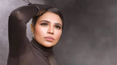 وفاة شقيق المطربة أمينة