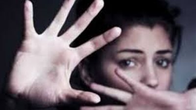 أب ينهي حياة ابنته ورضيعها في مياه الصرف بمساعدة شقيقه.. ما السبب؟