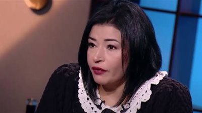 صفوة: عانيت من تقصير زوجي في واجباته.. و«كنت بضربه من الغيظ»