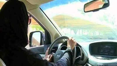 لقائدات السيارات.. احذري هذه الطرق