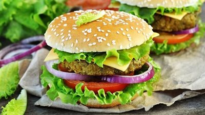 طريقة عمل برجر الخضار بخطوات سهلة.. للشيف أميرة شنب