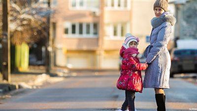 3 أسباب تدفعك لحث طفلك على الذهاب للمدرسة «في عز  البرد»