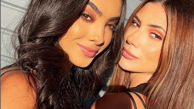 إعلان زواج يكشف مثلية ملكتي جمال