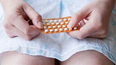 بينها الغثيان.. تعرفي على الآثار الجانبية لحبوب منع الحمل 