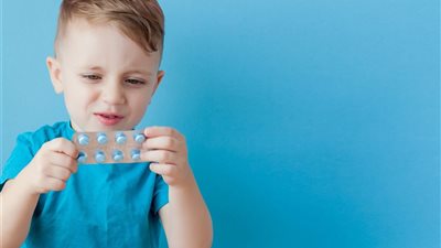 هل المضاد الحيوي فعال في علاج برد الأطفال؟.. دراسة تجيب