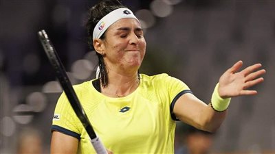 أنس جابر.. يوم حزين لوزيرة السعادة في كأس الماسترز للتنس