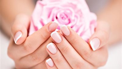 ودعي الهشاشة.. إليك 5 وصفات طبيعية لأظافر أكثر قوة