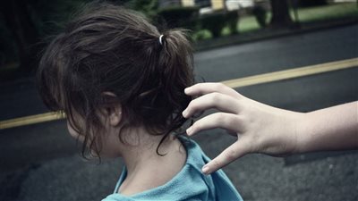 انتقام أعمى.. تفاصيل خطف ربة منزل لابنة طليقها في المرج