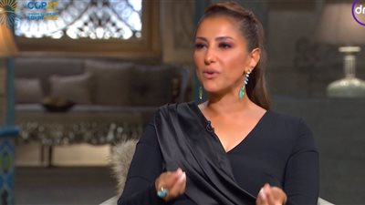 حنان مطاوع: كنت أعمل بالقطعة قبل الفن.. وتمردت على أبي