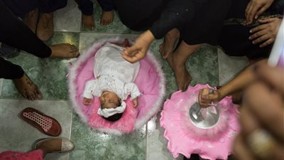  ما حكم عمل «السبوع» لحديثي الولادة؟.. الإفتاء تجيب