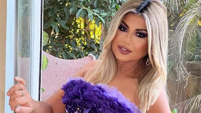 نشرة «هير فاشون»| بوسي شلبي بفستان غريب وبلقيس بالأخضر اللامع ومايان السيد بالقصير