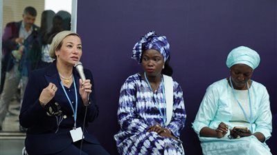 وزيرة البيئة تُشارك في جلسة «بناء القدرة على الصمود» للنساء والفتيات