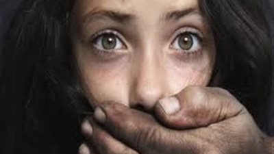 خطفت ابنتها.. حيلة سيدة للضغط على زوجها