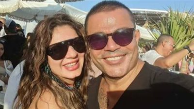 نجلاء بدر تدافع عن عمرو دياب: «الحلق أصله رجالي»