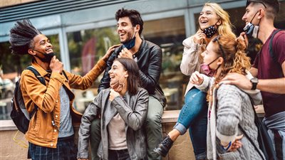  للبنات.. 4 نصائح لكسب أصدقاء في الجامعة