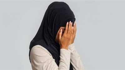 بعد تقييدها بسلاسل وتعذيبها.. بنت الأصول ترفض سجن زوجها 