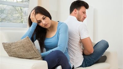 زوج في دعوى نشوز: حرمتني من أبنائي.. وشقيقها دمر حياتنا واستولى على أموالي