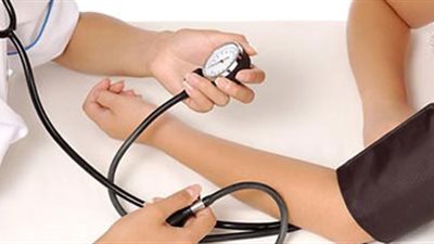 وصفة سحرية لعلاج انخفاض ضغط الدم بالمشروبات والأغذية