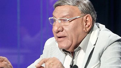 زاهي حواس يروي كواليس اللحظات الأخيرة من حياة مفيد فوزي (فيديو)