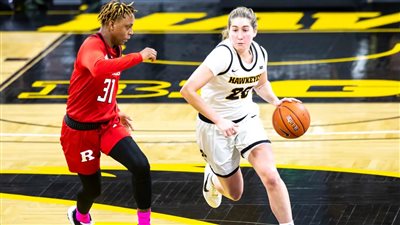 فوائد ذهبية لكرة السلة النسائية.. أهمها الوزن المثالي وتفريغ الطاقة السلبية