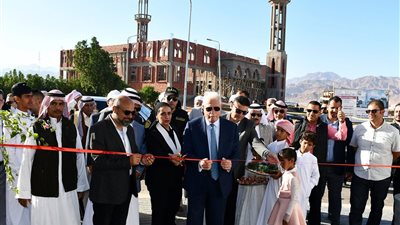 محافظ جنوب سيناء يشهد افتتاح ممشى دهب السياحي