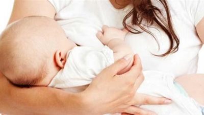 في لبن الأم.. مادة تحمي طفلك الرضيع من 5 أمراض