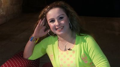 حنان شوقي: «شوفت النبي في ليلة القدر.. ولازم أبوس إيد جوزي».. فيديو