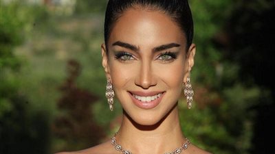 مكياجك ببريق وجاذبية على طريقة الجميلة جيسيكا قهواتي