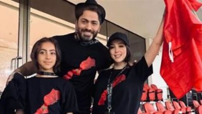 بسمة بوسيل ترقص برفقة ابنتها على أغاني حفل تامر حسني بقطر