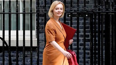 «جارديان» تزعم العثور على كوكايين في مقر ليز تراس