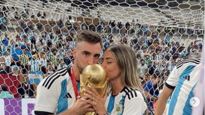 حملت كأس العالم مع زوجها.. من هي عارضة الأزياء كارو كالفاني؟ 