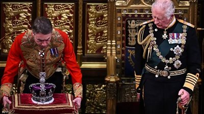 مفاجأة في أول صور للجنيه الإسترليني بوجه الملك تشارلز الثالث