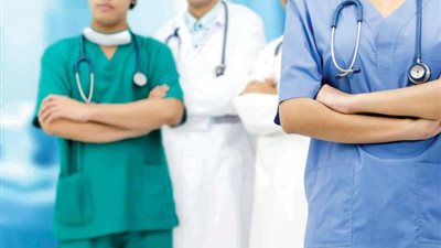غدا آخر فرصة للتقديم على وظائف الأطباء بالكويت والرواتب تصل لـ 2450 دينارا