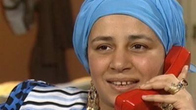 نقيب الممثلين يكشف سر ابتعاد عبلة كامل عن الأعمال الفنية