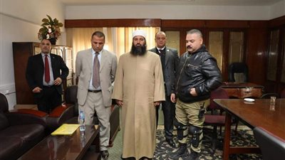 وقف مأذون شرعي نشر أخبارا خاطئة عن قانون الزواج الجديد